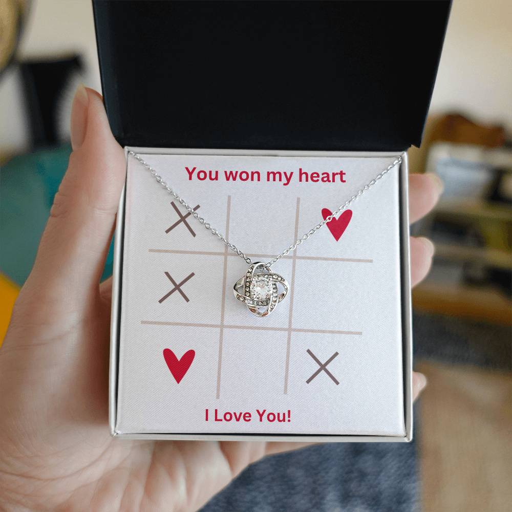 You won my heart | Love knot necklace